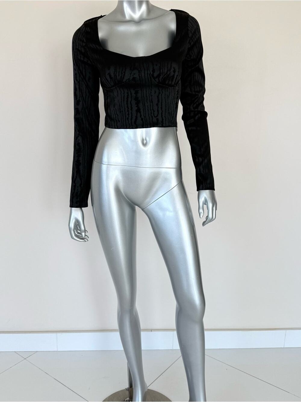 Zara women crop top size M